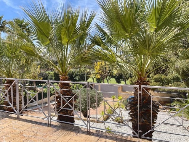 Chalet de 6 habitaciones en Monforte del Cid en venta con piscina garaje - 750.000 € (Ref: 10172600)