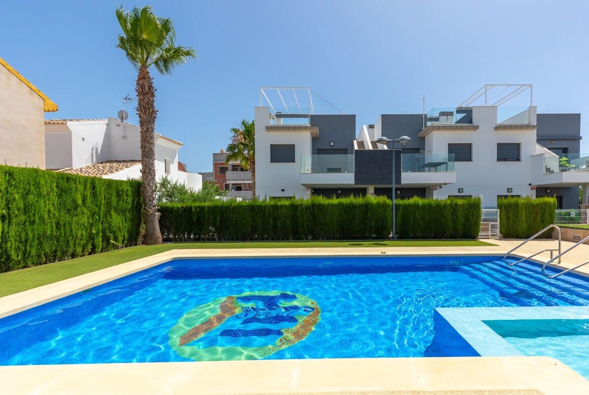 2 soveværelse Lejlighed til salg i Pilar de la Horadada med swimmingpool garage - € 195.000 (Ref: 10172601)