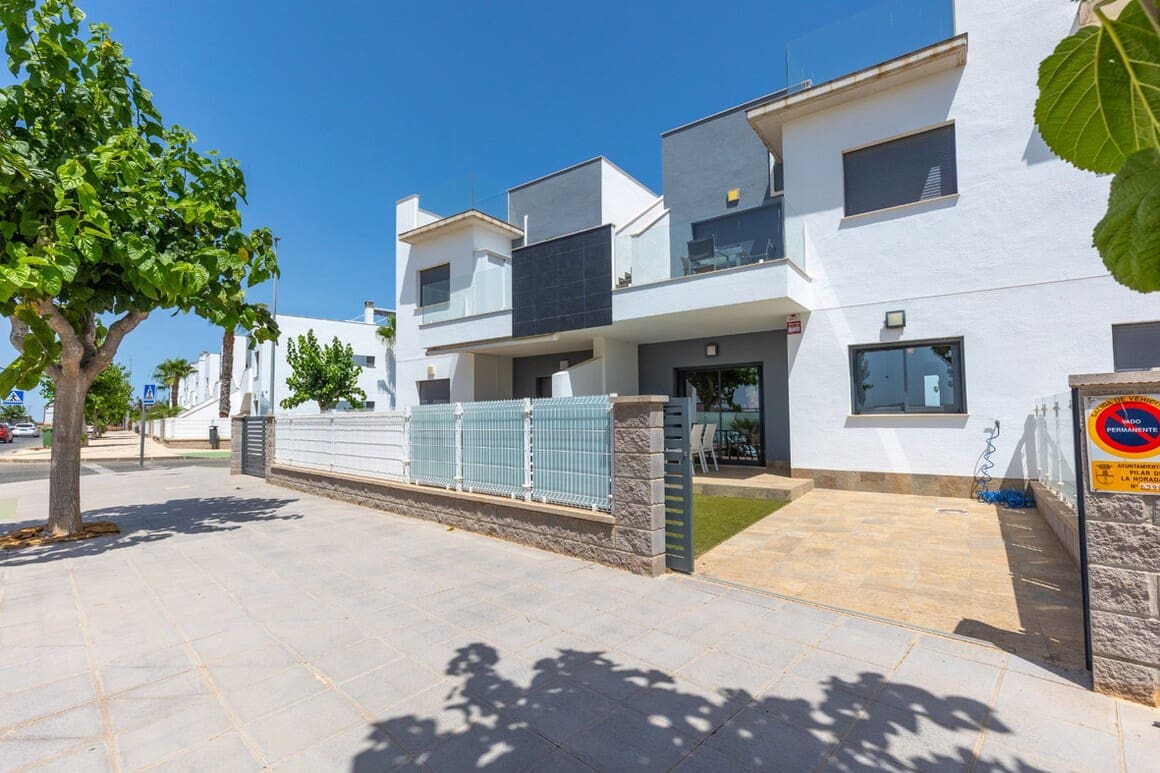 2 soveværelse Lejlighed til salg i Pilar de la Horadada med swimmingpool garage - € 195.000 (Ref: 10172601)