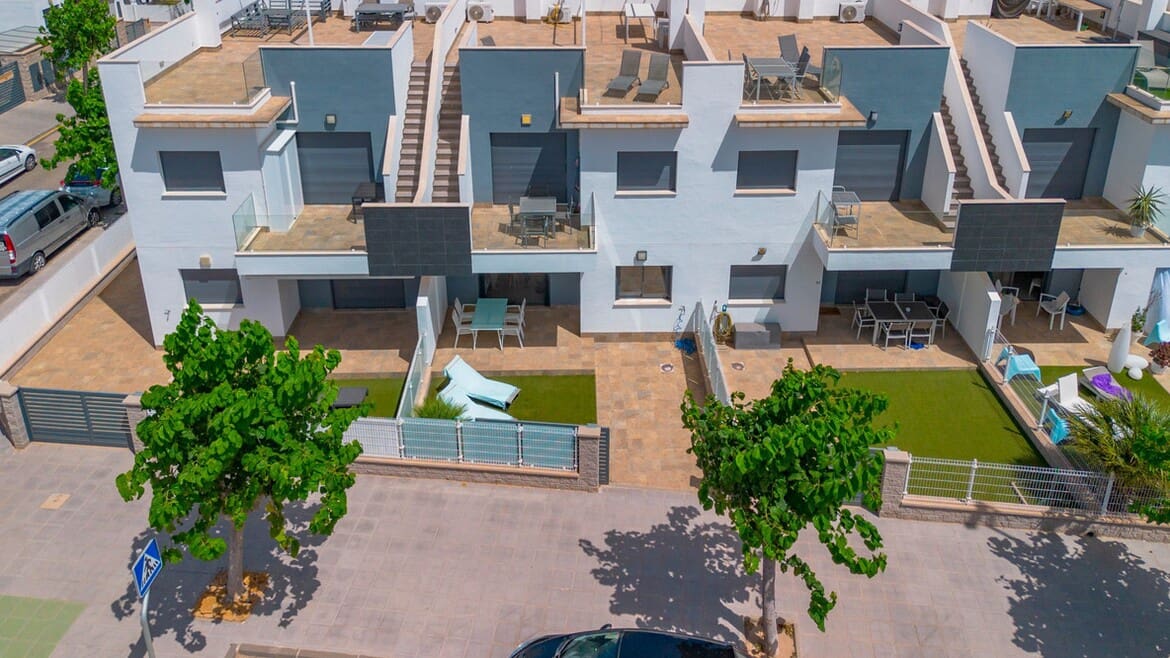 2 soveværelse Lejlighed til salg i Pilar de la Horadada med swimmingpool garage - € 195.000 (Ref: 10172601)