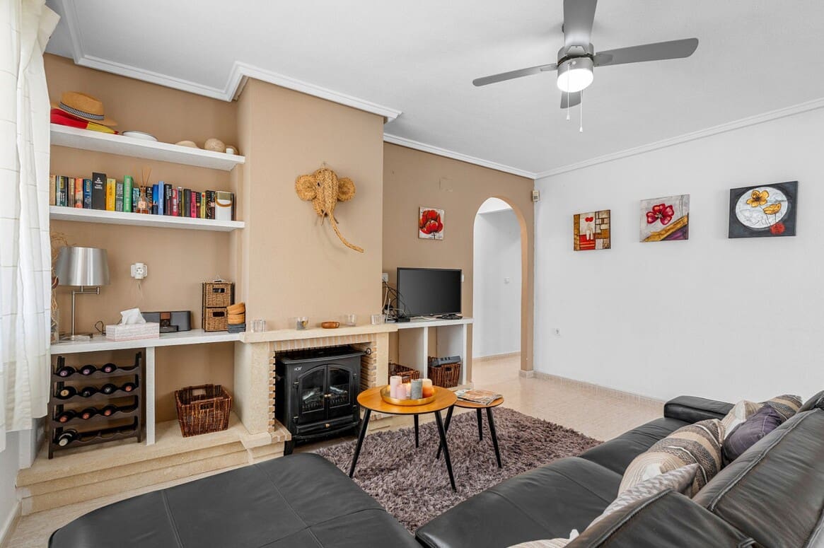 3 sypialnia Willa na sprzedaż w Santa Pola z basenem garażem - 479 000 € (Ref: 10172602)