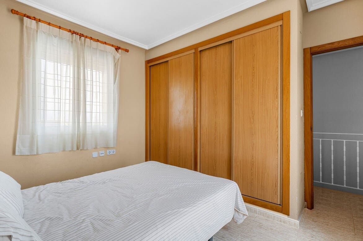 3 sypialnia Willa na sprzedaż w Santa Pola z basenem garażem - 479 000 € (Ref: 10172602)