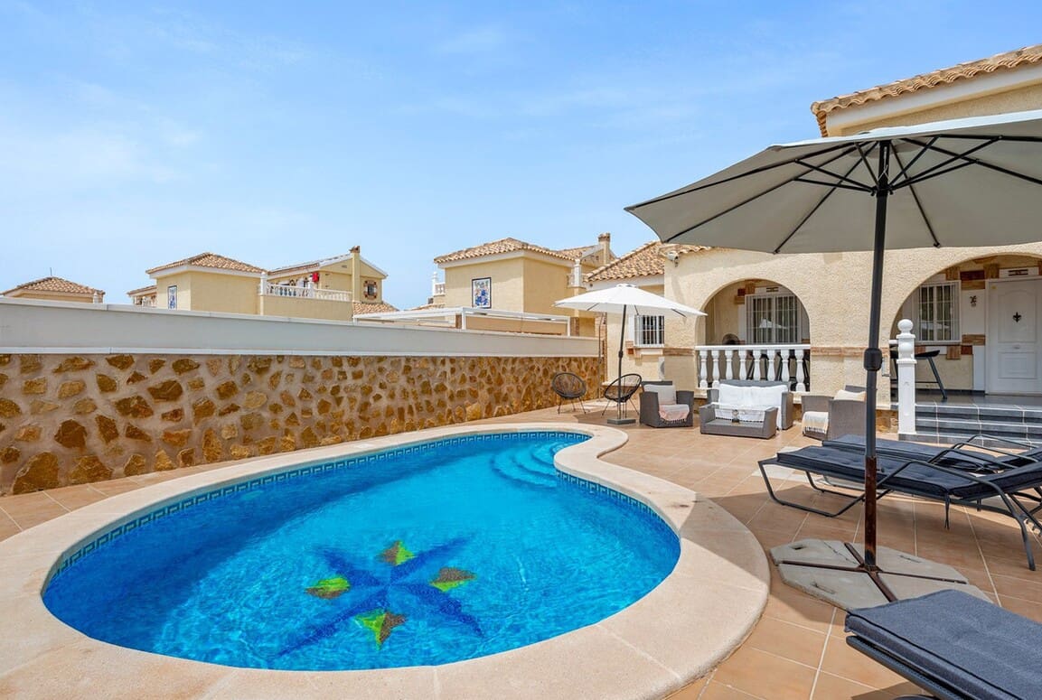 3 sypialnia Willa na sprzedaż w Santa Pola z basenem garażem - 479 000 € (Ref: 10172602)