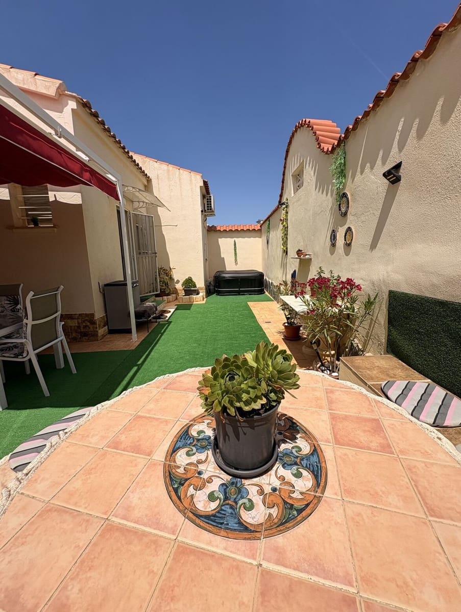 3 soverom Villa til salgs i San Fulgencio med garasje - € 295 000 (Ref: 10172603)