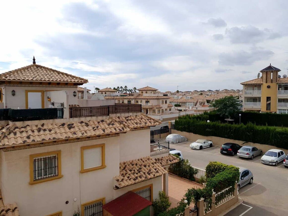 2 soverom Leilighet til salgs i Cabo Roig med svømmebasseng - € 165 000 (Ref: 10172604)