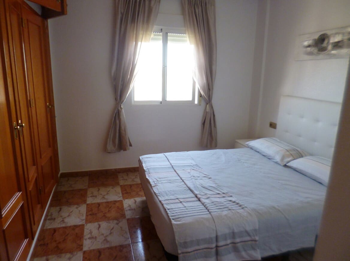 2 soverom Leilighet til salgs i Cabo Roig med svømmebasseng - € 165 000 (Ref: 10172604)