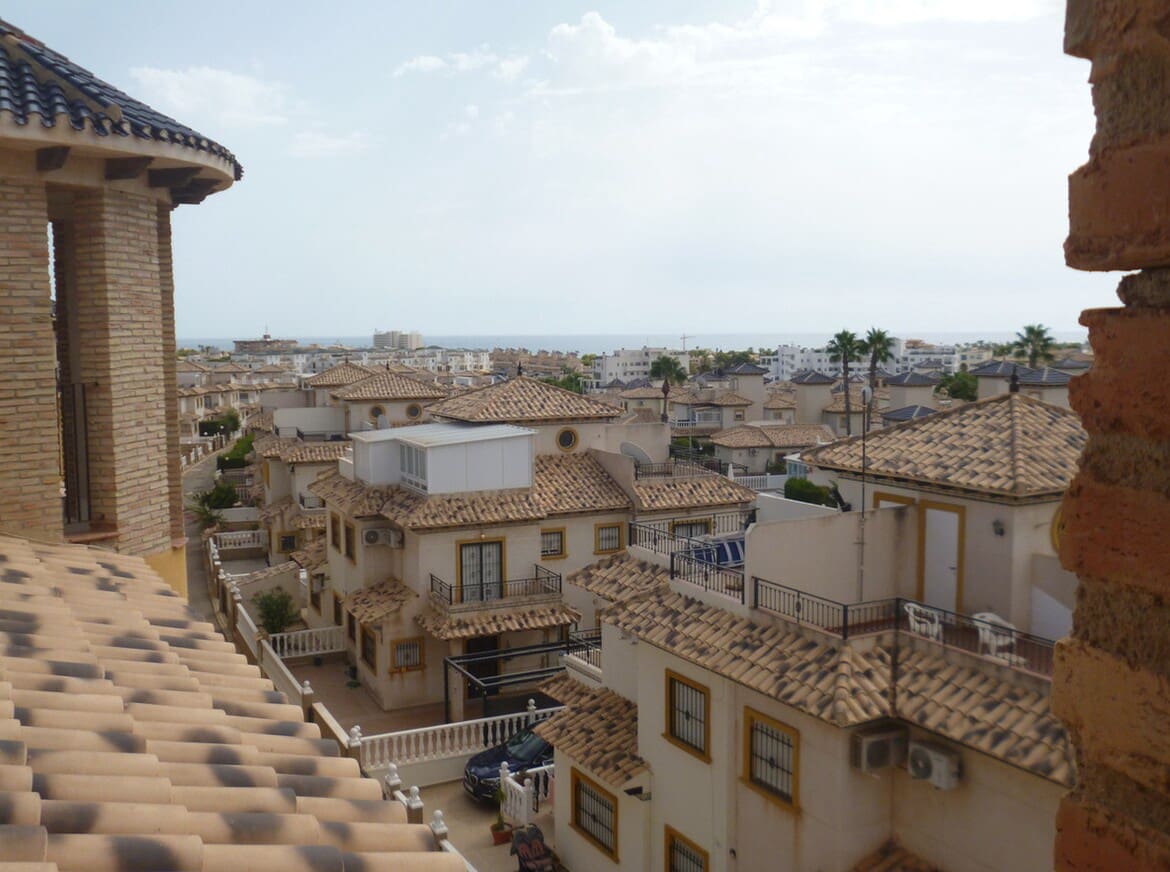 2 soverom Leilighet til salgs i Cabo Roig med svømmebasseng - € 165 000 (Ref: 10172604)