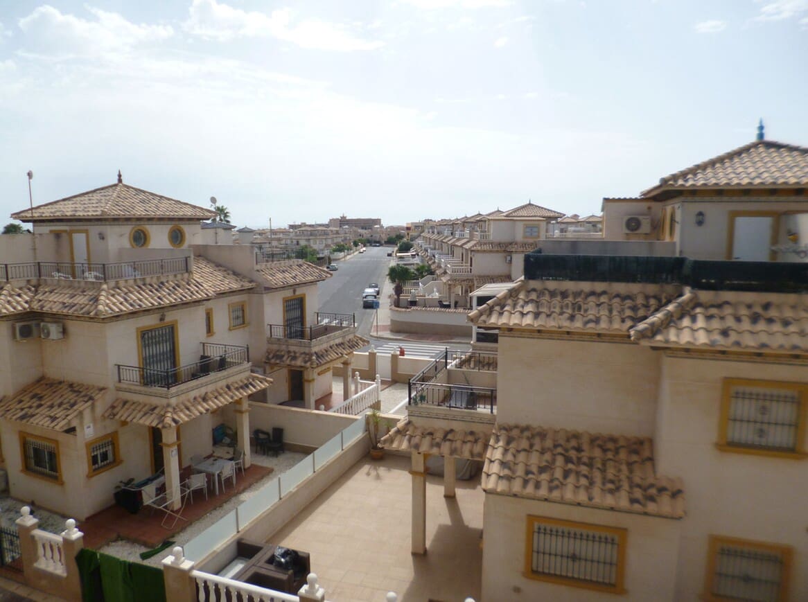 2 soverom Leilighet til salgs i Cabo Roig med svømmebasseng - € 165 000 (Ref: 10172604)