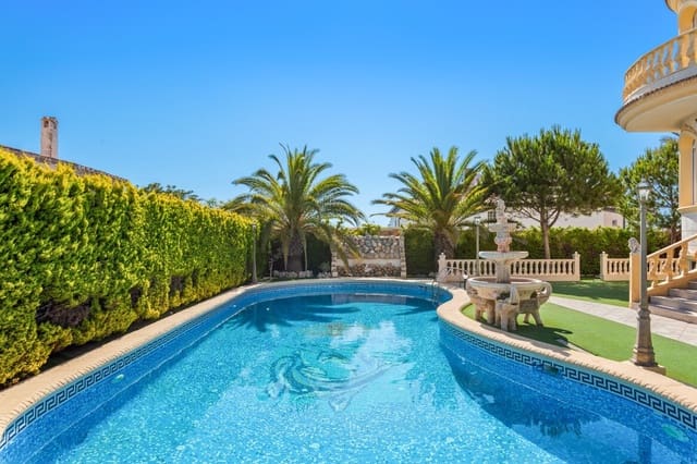 6 sypialnia Willa na sprzedaż w Playa Flamenca, Orihuela z basenem garażem - 2 095 000 € (Ref: 10172605)