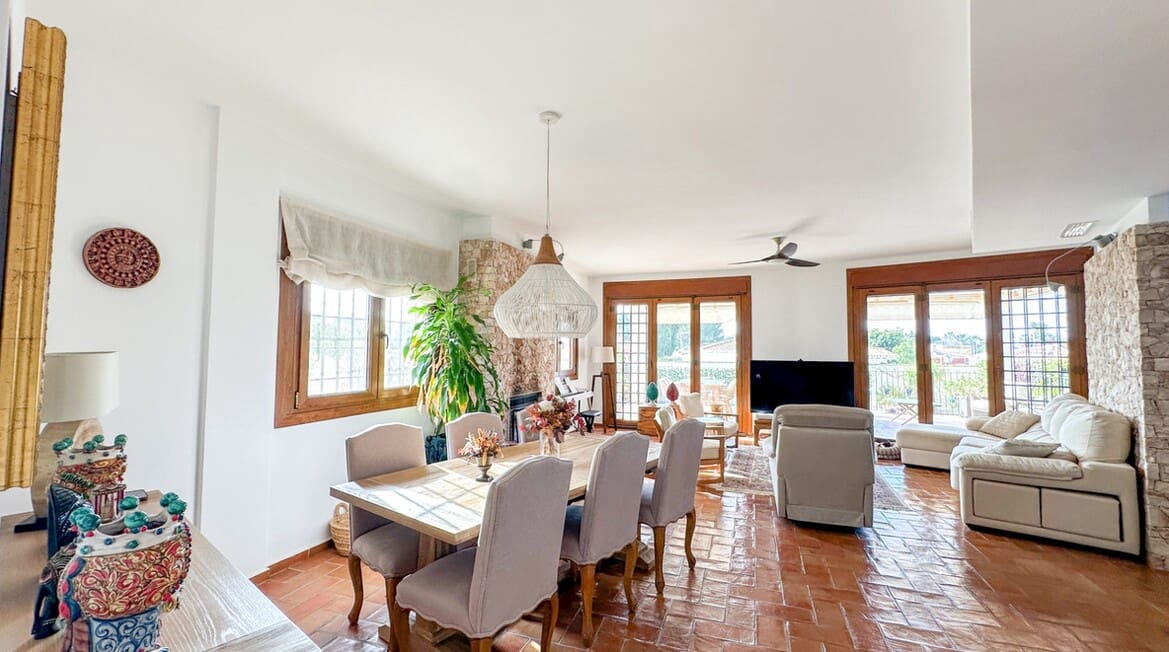 7 soveværelse Villa til salg i Campoamor med swimmingpool garage - € 1.190.000 (Ref: 10172607)