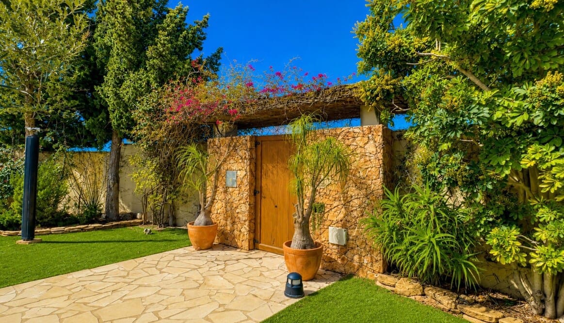 7 soveværelse Villa til salg i Campoamor med swimmingpool garage - € 1.190.000 (Ref: 10172607)