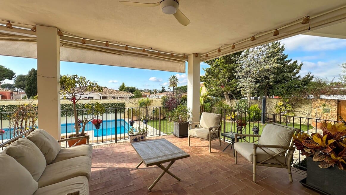 7 soveværelse Villa til salg i Campoamor med swimmingpool garage - € 1.190.000 (Ref: 10172607)