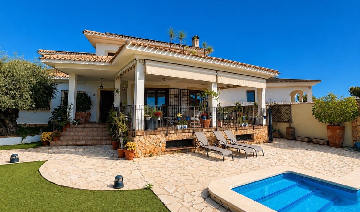 7 soveværelse Villa til salg i Campoamor med swimmingpool garage - € 1.190.000 (Ref: 10172607)