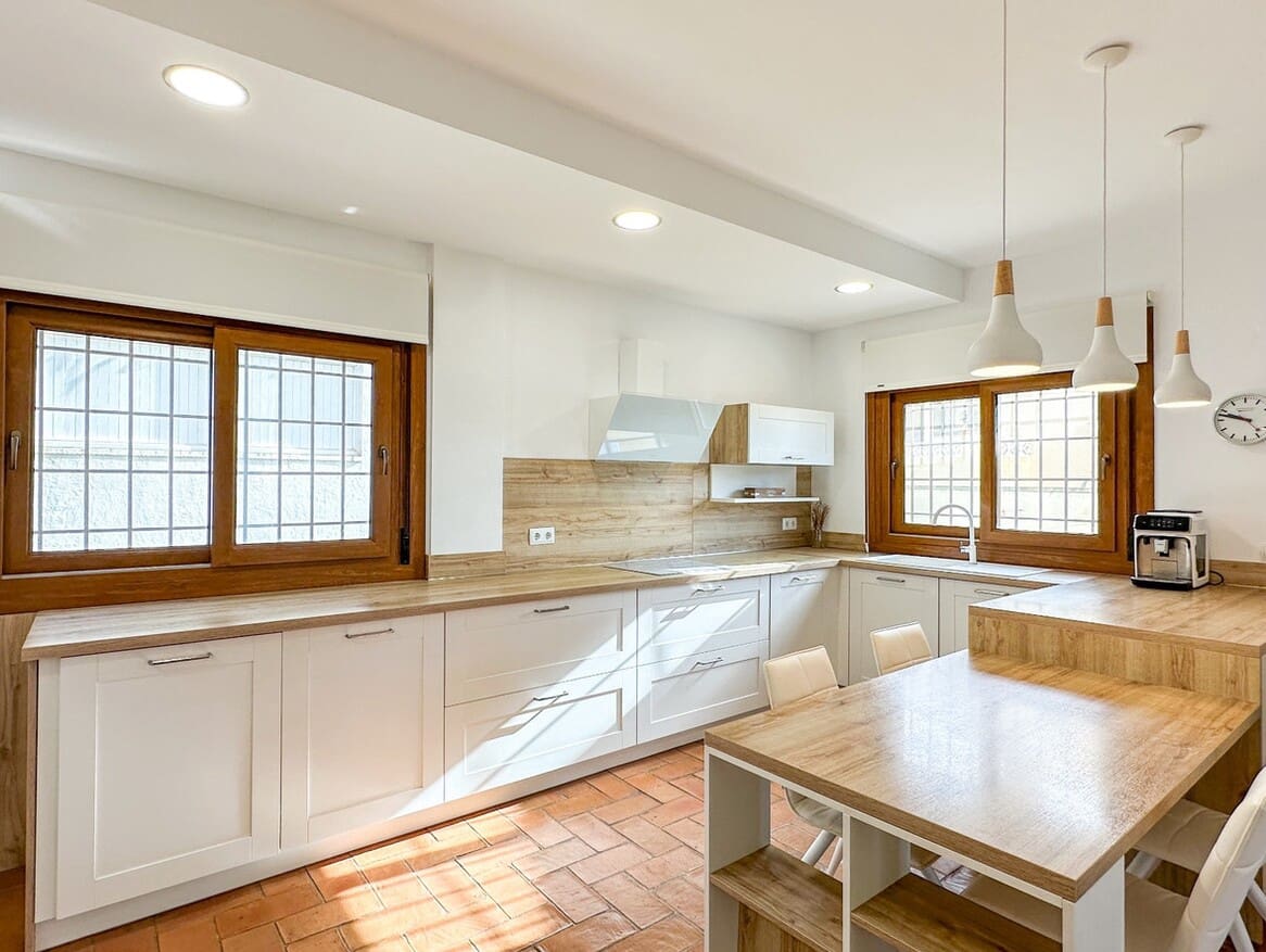 7 soveværelse Villa til salg i Campoamor med swimmingpool garage - € 1.190.000 (Ref: 10172607)
