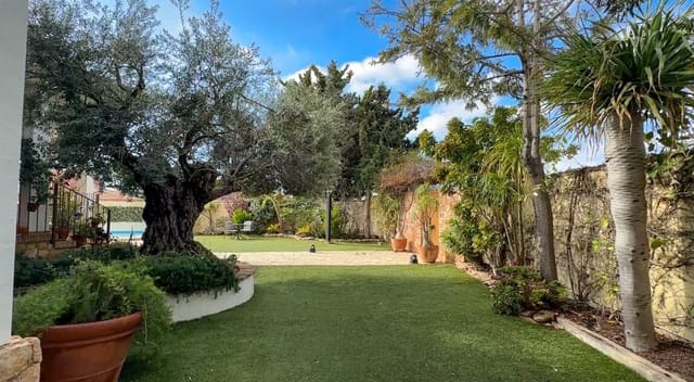7 soveværelse Villa til salg i Dehesa de Campoamor, Orihuela med swimmingpool garage - € 1.190.000 (Ref: 10172607)