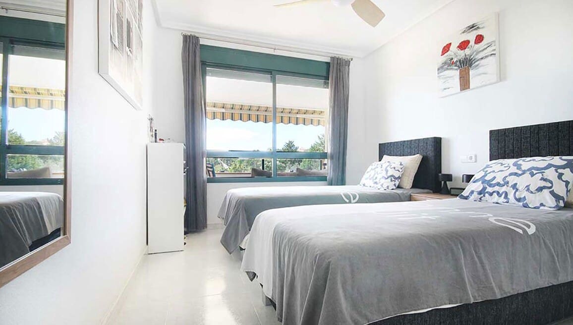 2 Zimmer Apartment zu verkaufen in Orihuela Costa mit Pool - 299.900 € (Ref: 10172608)