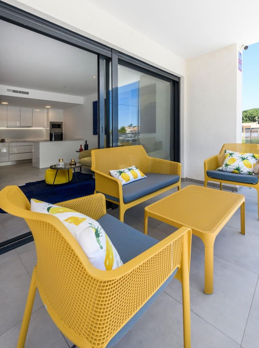 Apartamento de 2 habitaciones en Campoamor en venta con piscina - 284.000 € (Ref: 10172609)