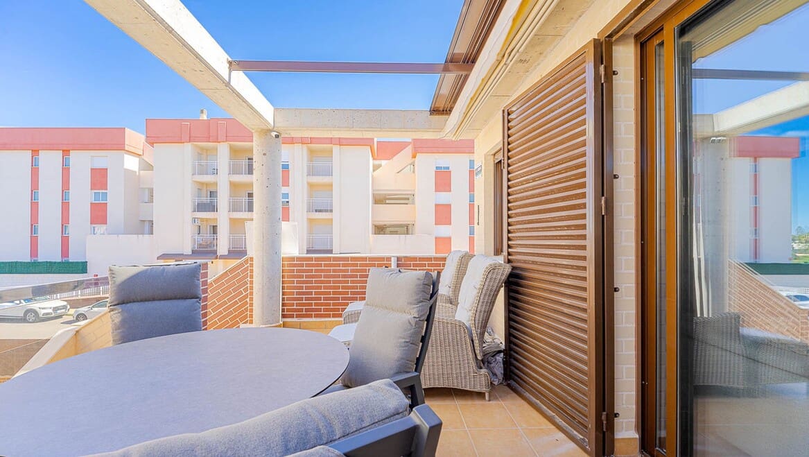 3 quarto Apartamento para venda em Orihuela Costa com piscina garagem - 235 000 € (Ref: 10172610)
