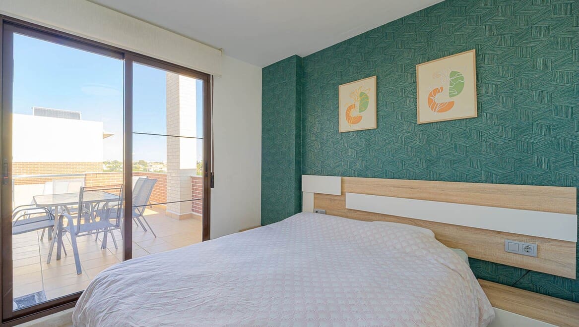 3 quarto Apartamento para venda em Orihuela Costa com piscina garagem - 235 000 € (Ref: 10172610)