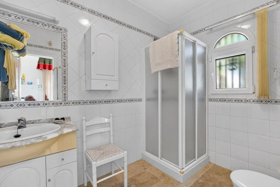 5 soveværelse Villa til salg i Orihuela Costa med swimmingpool garage - € 635.000 (Ref: 10172611)