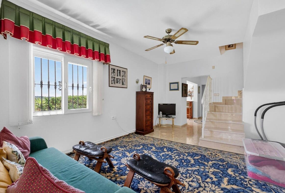 5 soveværelse Villa til salg i Orihuela Costa med swimmingpool garage - € 635.000 (Ref: 10172611)