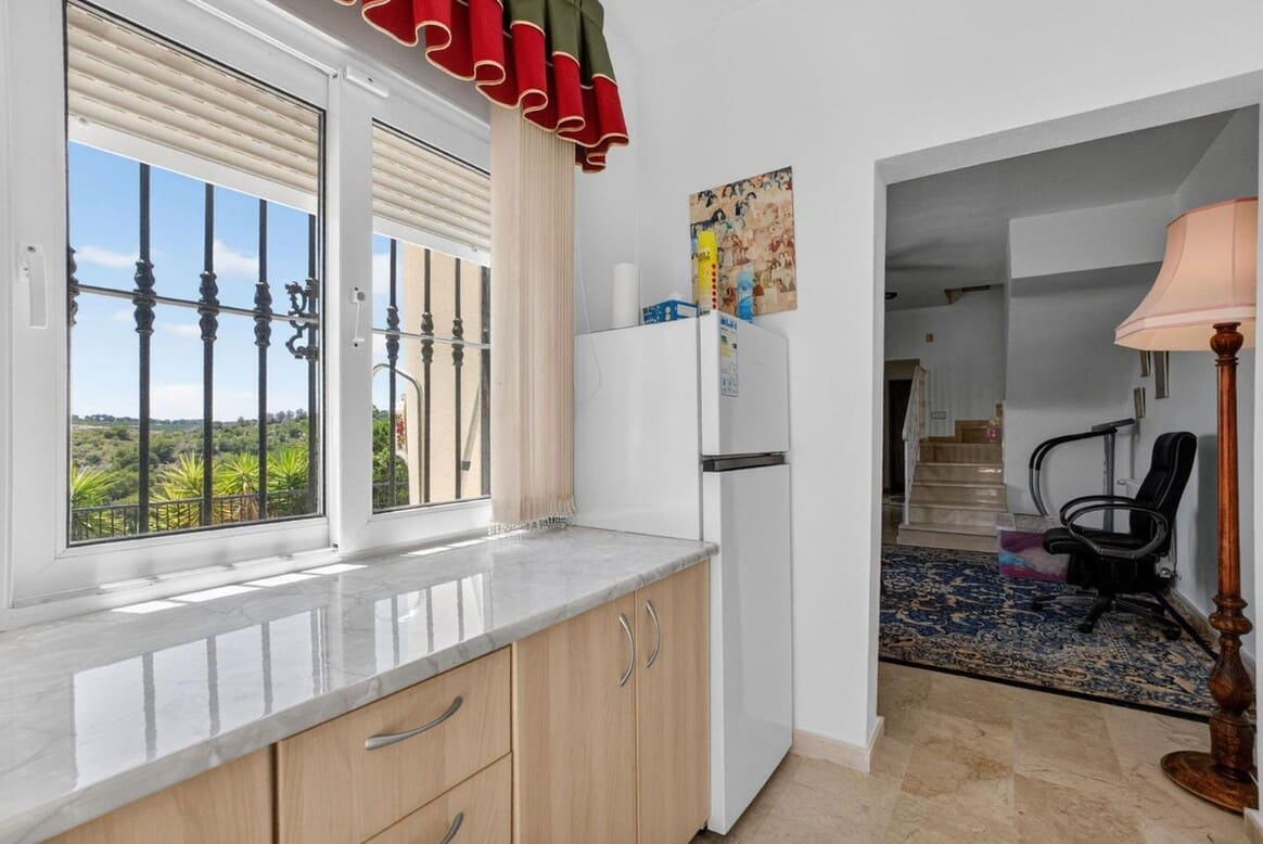 5 soveværelse Villa til salg i Orihuela Costa med swimmingpool garage - € 635.000 (Ref: 10172611)