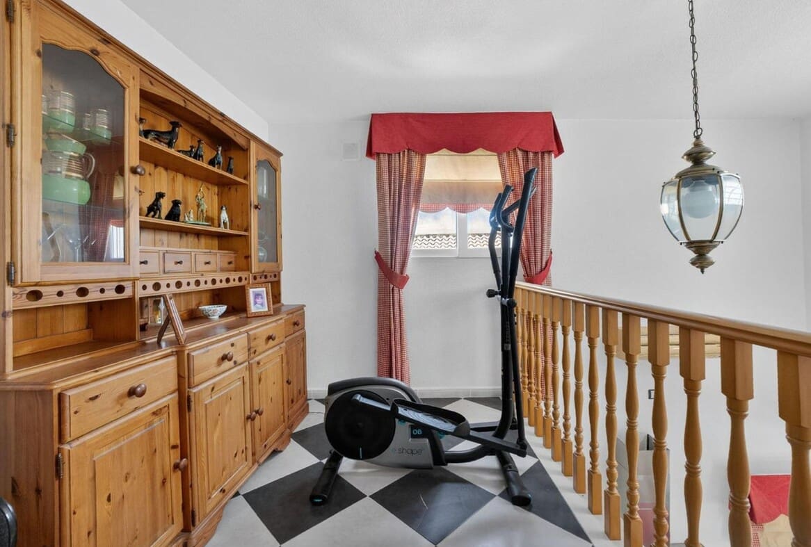 5 soveværelse Villa til salg i Orihuela Costa med swimmingpool garage - € 635.000 (Ref: 10172611)