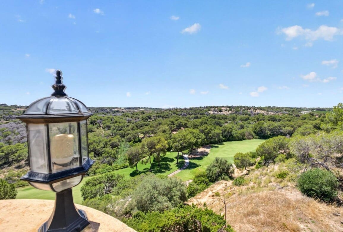 5 soveværelse Villa til salg i Orihuela Costa med swimmingpool garage - € 635.000 (Ref: 10172611)