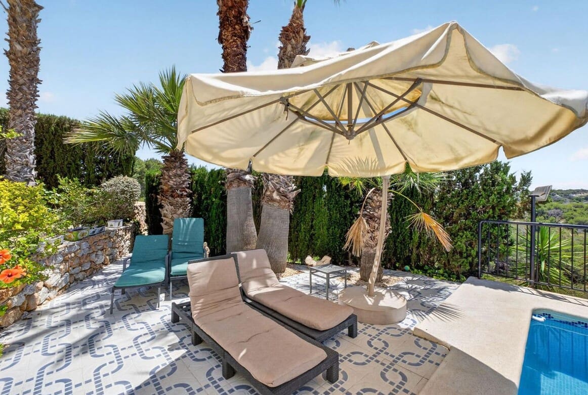 5 soveværelse Villa til salg i Orihuela Costa med swimmingpool garage - € 635.000 (Ref: 10172611)