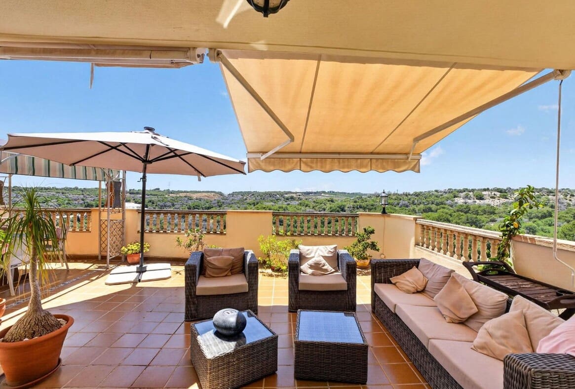5 soveværelse Villa til salg i Orihuela Costa med swimmingpool garage - € 635.000 (Ref: 10172611)
