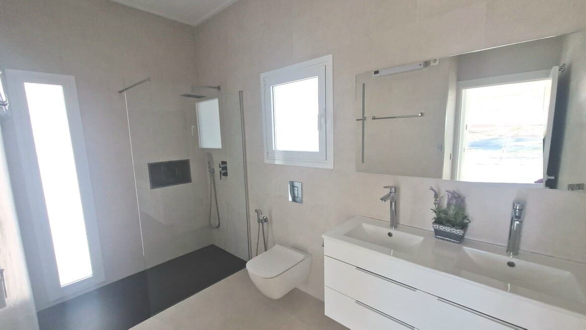 5 slaapkamer Villa te koop in San Fulgencio met zwembad garage - € 1.350.000 (Ref: 10172613)