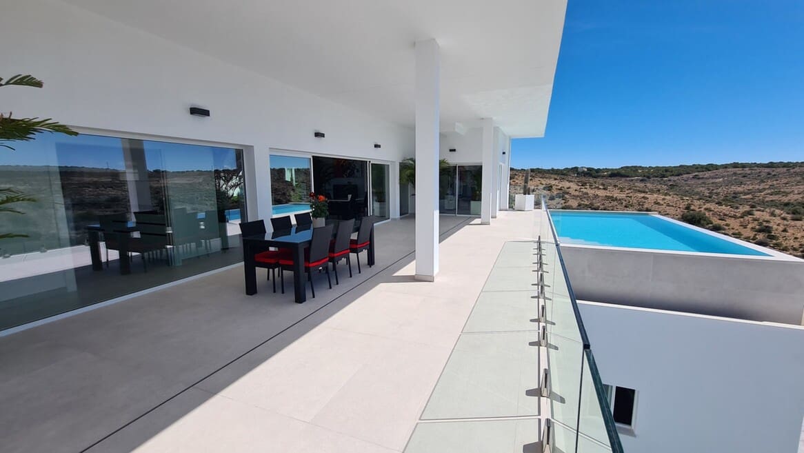 5 slaapkamer Villa te koop in San Fulgencio met zwembad garage - € 1.350.000 (Ref: 10172613)