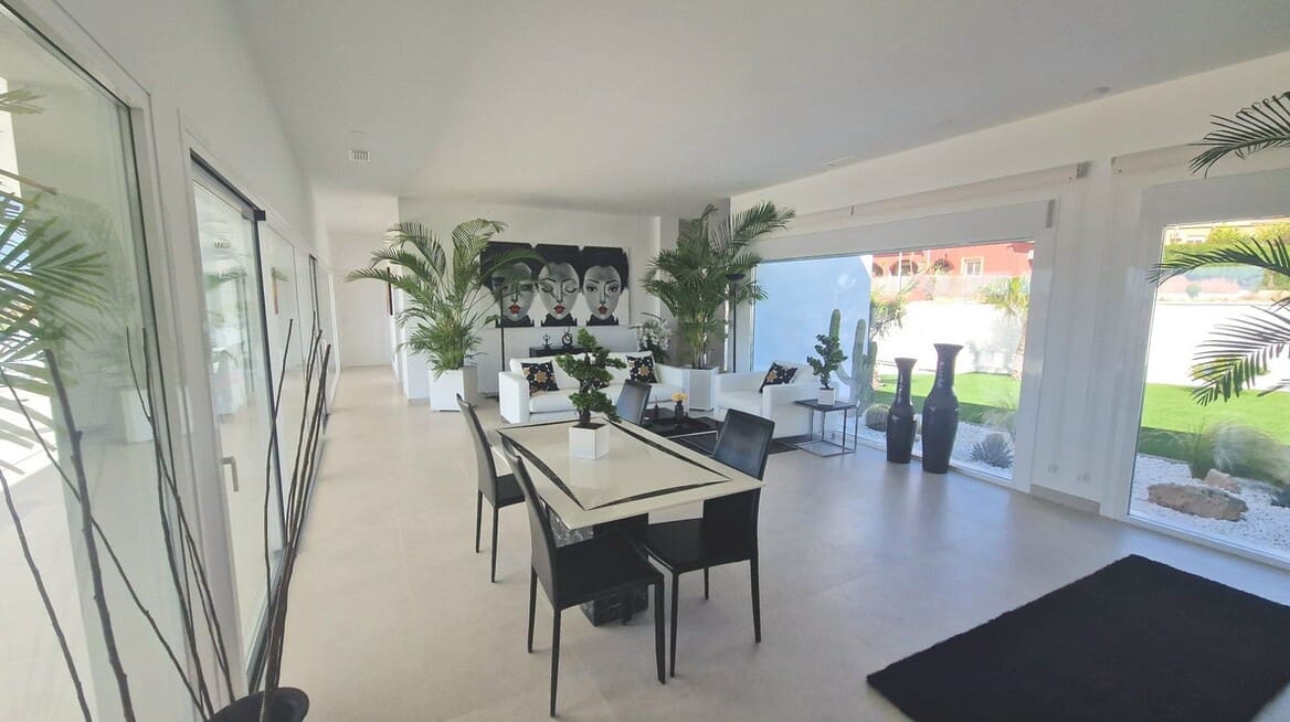 5 slaapkamer Villa te koop in San Fulgencio met zwembad garage - € 1.350.000 (Ref: 10172613)