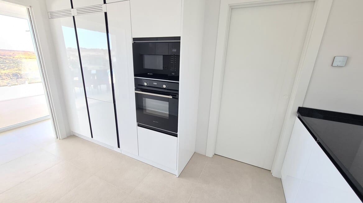 5 slaapkamer Villa te koop in San Fulgencio met zwembad garage - € 1.350.000 (Ref: 10172613)
