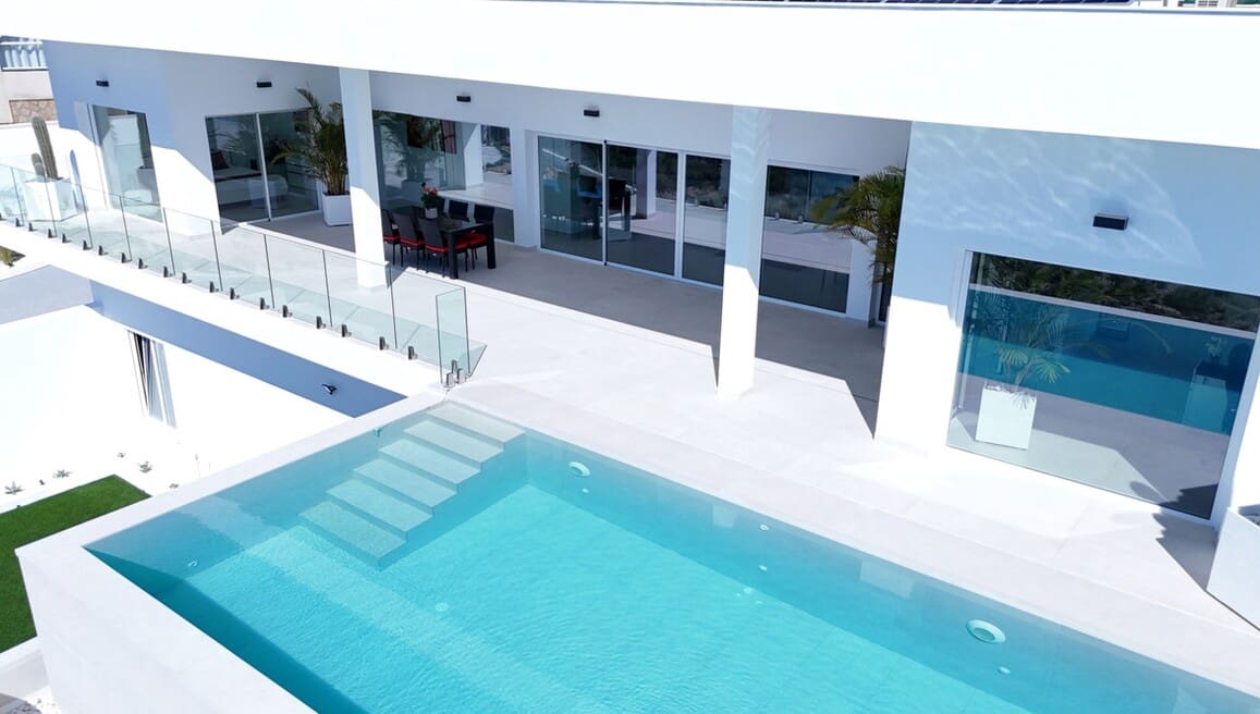 5 slaapkamer Villa te koop in San Fulgencio met zwembad garage - € 1.350.000 (Ref: 10172613)