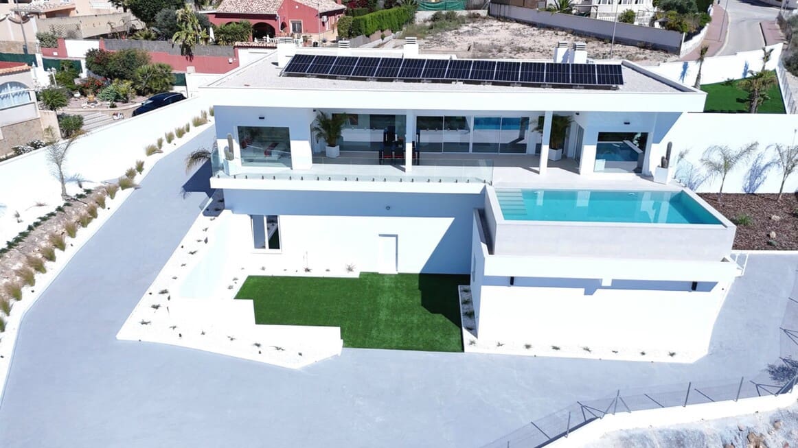 5 slaapkamer Villa te koop in San Fulgencio met zwembad garage - € 1.350.000 (Ref: 10172613)