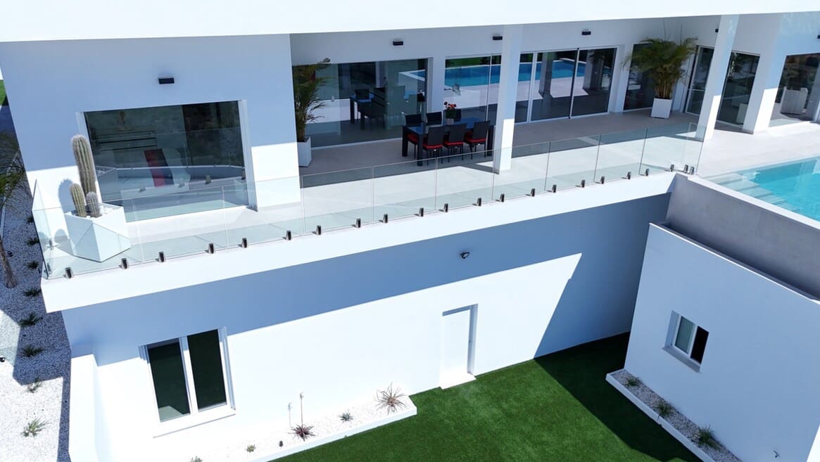 5 slaapkamer Villa te koop in San Fulgencio met zwembad garage - € 1.350.000 (Ref: 10172613)