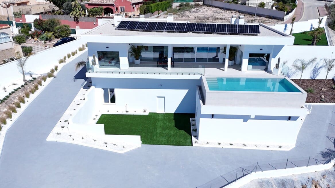 5 slaapkamer Villa te koop in San Fulgencio met zwembad garage - € 1.350.000 (Ref: 10172613)