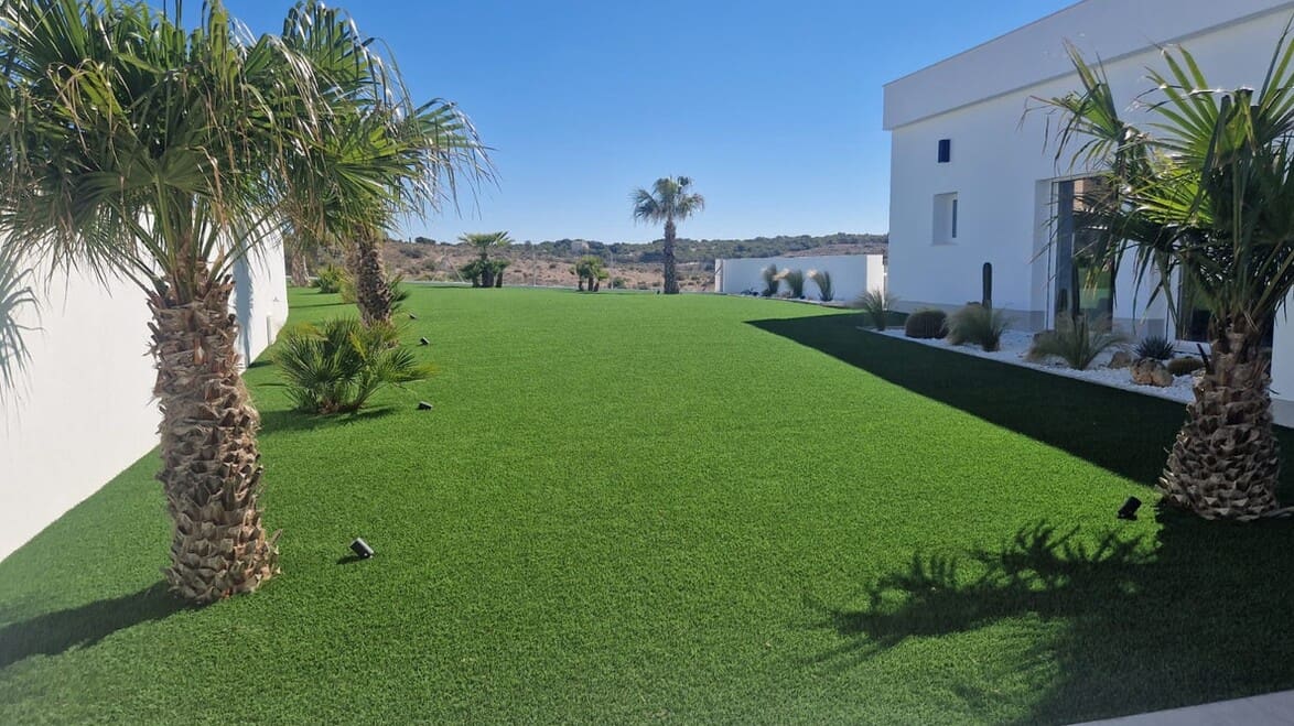 5 slaapkamer Villa te koop in San Fulgencio met zwembad garage - € 1.350.000 (Ref: 10172613)