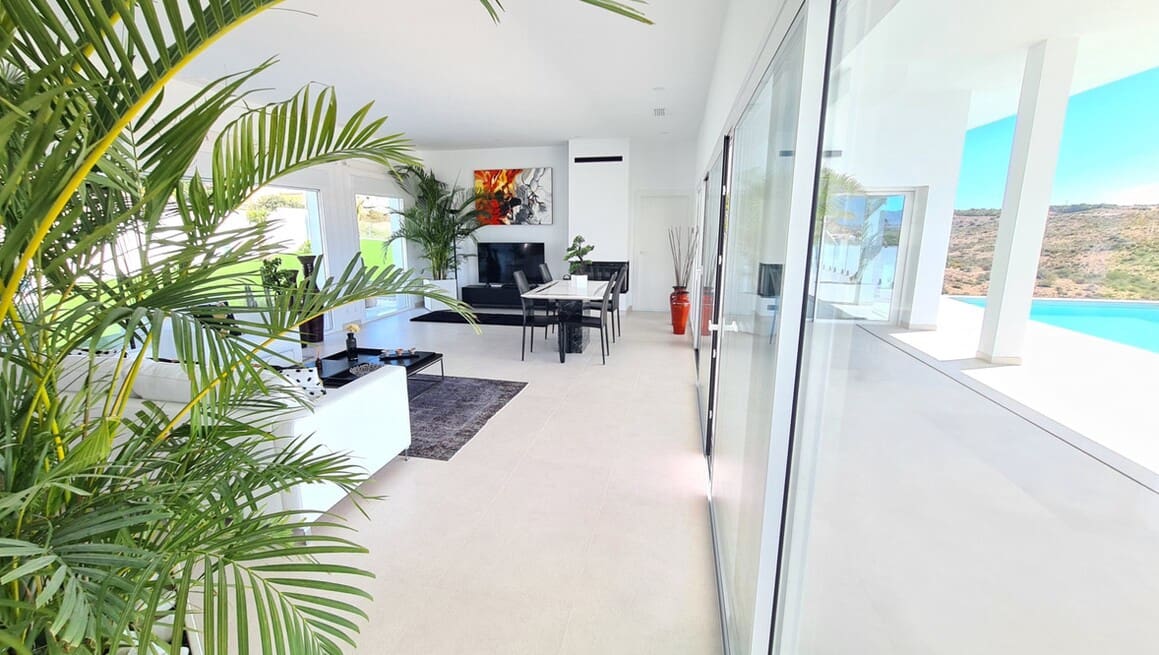 5 slaapkamer Villa te koop in San Fulgencio met zwembad garage - € 1.350.000 (Ref: 10172613)