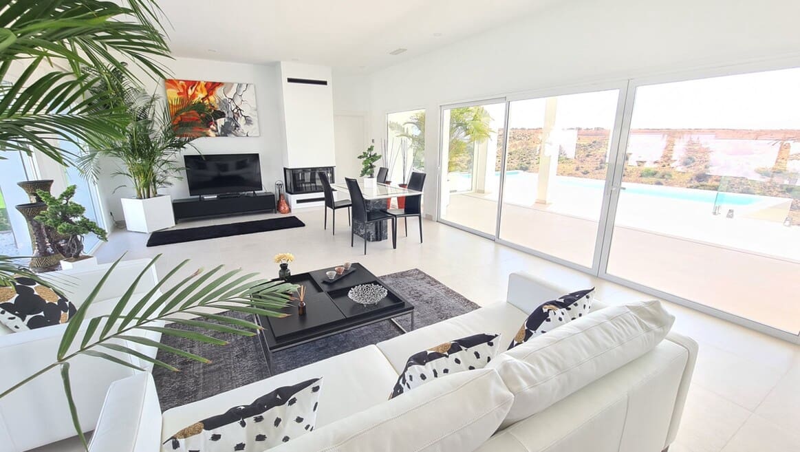 5 slaapkamer Villa te koop in San Fulgencio met zwembad garage - € 1.350.000 (Ref: 10172613)