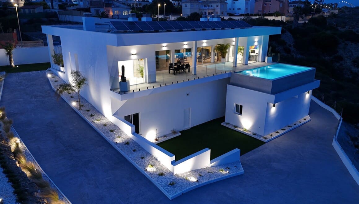 5 slaapkamer Villa te koop in San Fulgencio met zwembad garage - € 1.350.000 (Ref: 10172613)
