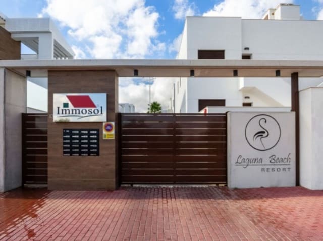 Chalet de 4 habitaciones en Los Balcones en venta con piscina - 515.000 € (Ref: 10172614)