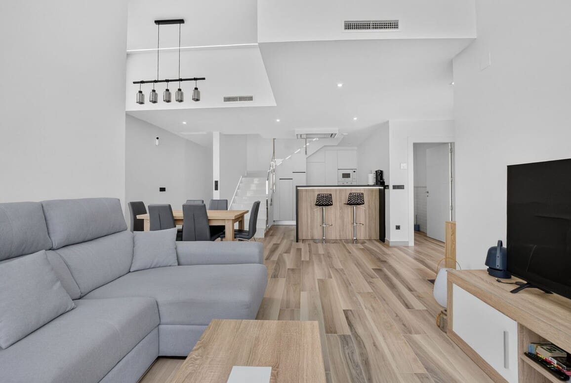 Chalet de 4 habitaciones en Los Balcones en venta con piscina - 515.000 € (Ref: 10172614)