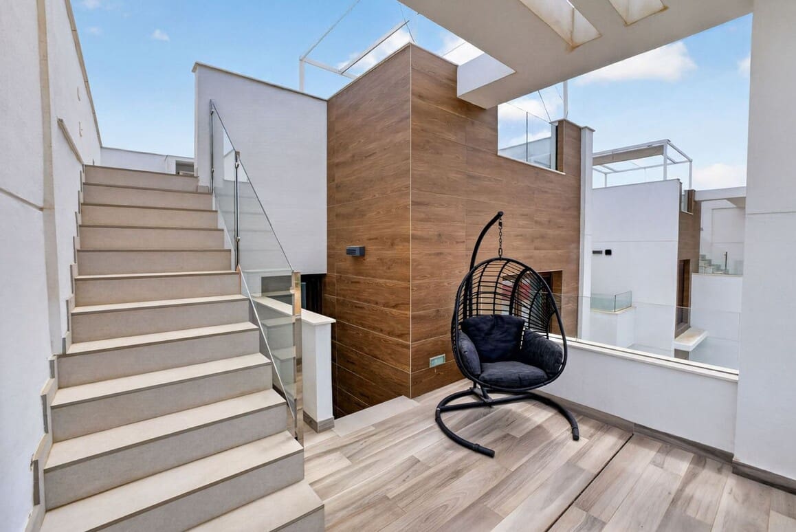 Chalet de 4 habitaciones en Los Balcones en venta con piscina - 515.000 € (Ref: 10172614)