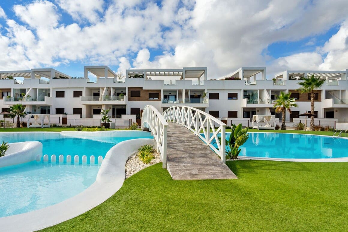 Chalet de 4 habitaciones en Los Balcones en venta con piscina - 515.000 € (Ref: 10172614)