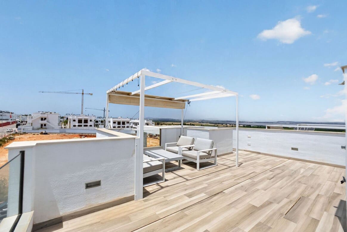 Chalet de 4 habitaciones en Los Balcones en venta con piscina - 515.000 € (Ref: 10172614)