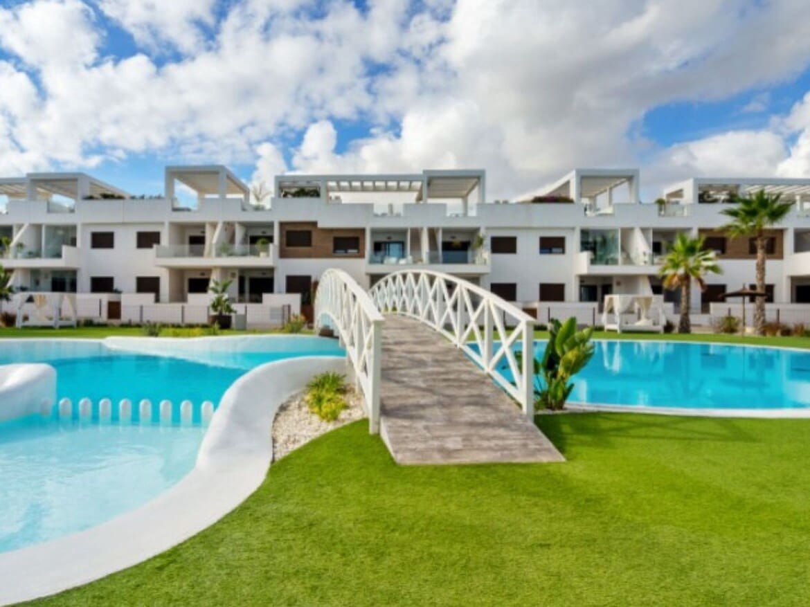 Chalet de 4 habitaciones en Los Balcones en venta con piscina - 515.000 € (Ref: 10172614)