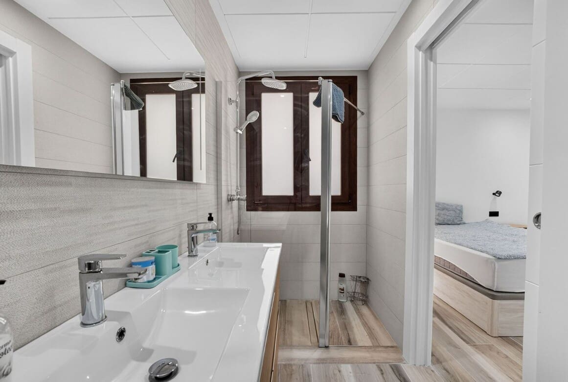 Chalet de 4 habitaciones en Los Balcones en venta con piscina - 515.000 € (Ref: 10172614)