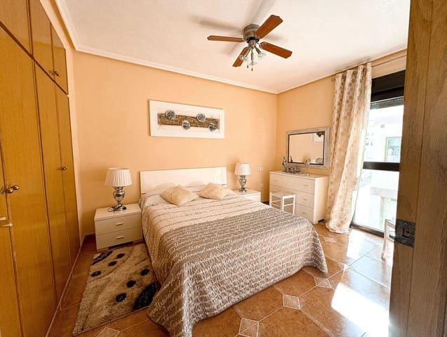 4 sypialnia Apartament na sprzedaż w Playa Flamenca, Orihuela z basenem - 240 000 € (Ref: 10172615)